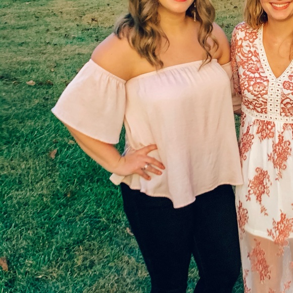 American Eagle Outfitters Blush Off The Shoulder Top - Picture 6 of 6